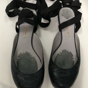 Max Studio genuine snakeskin ballerina flats size 7.5M